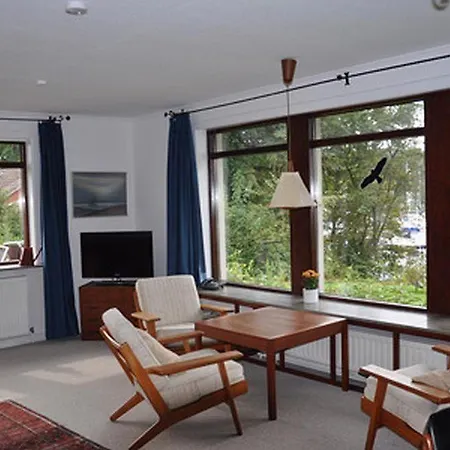 Meerblick Am Yachthafen Glücksburg